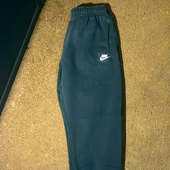 Nike Sweatpants - Picture 1 of 2
